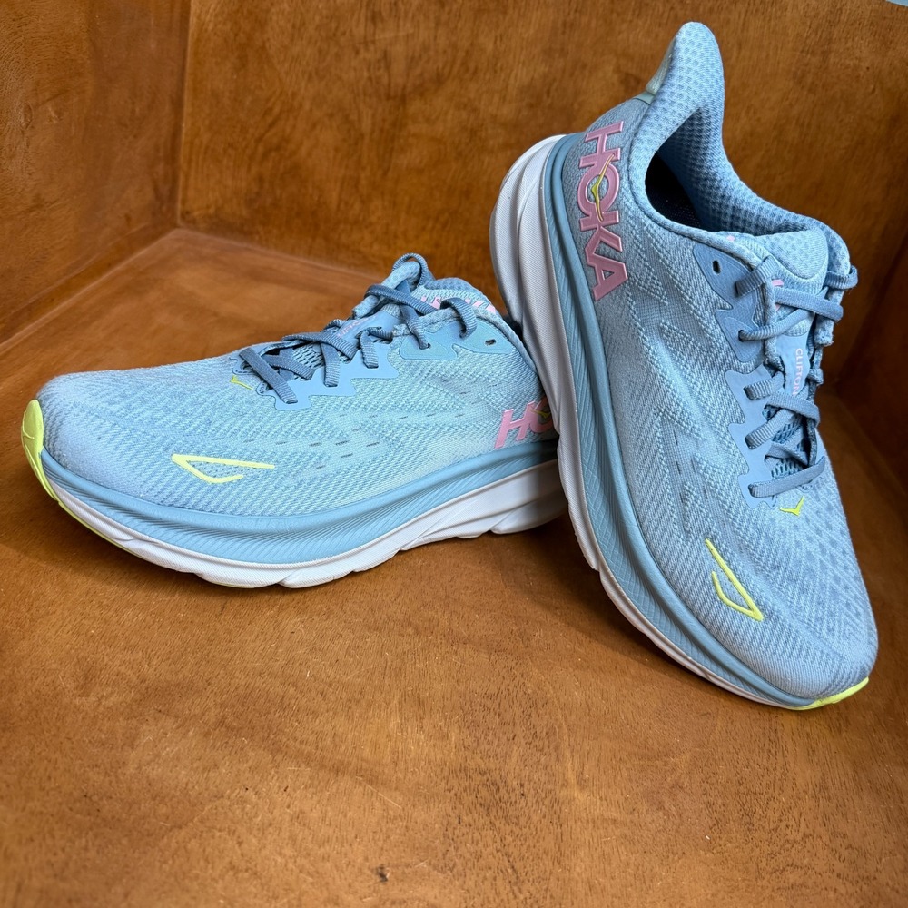 Hoka One One Clifton 9 Shoes Women 8.5D Wide Blue Dusk Pink Twilight 1132211 DNK